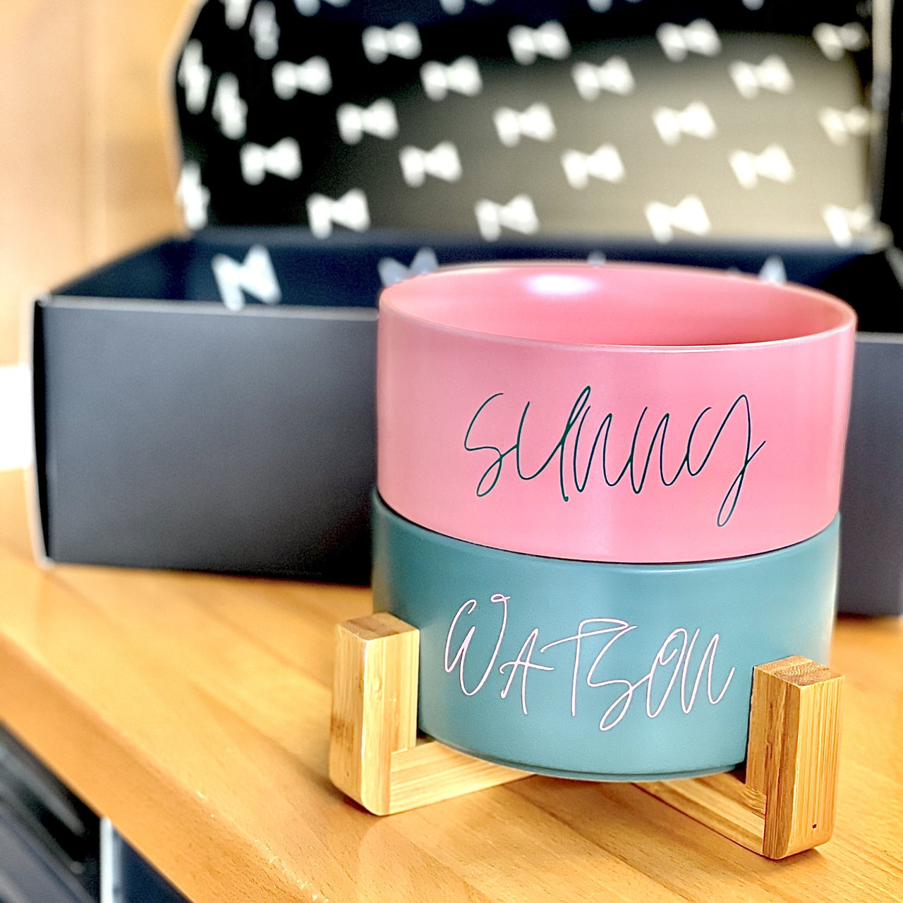 ceramic pet bowl with stand