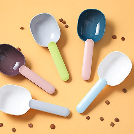 Pet Food Scoop with Bag Clip