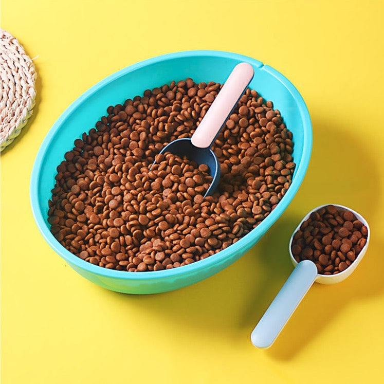 Pet Food Scoop with Bag Clip